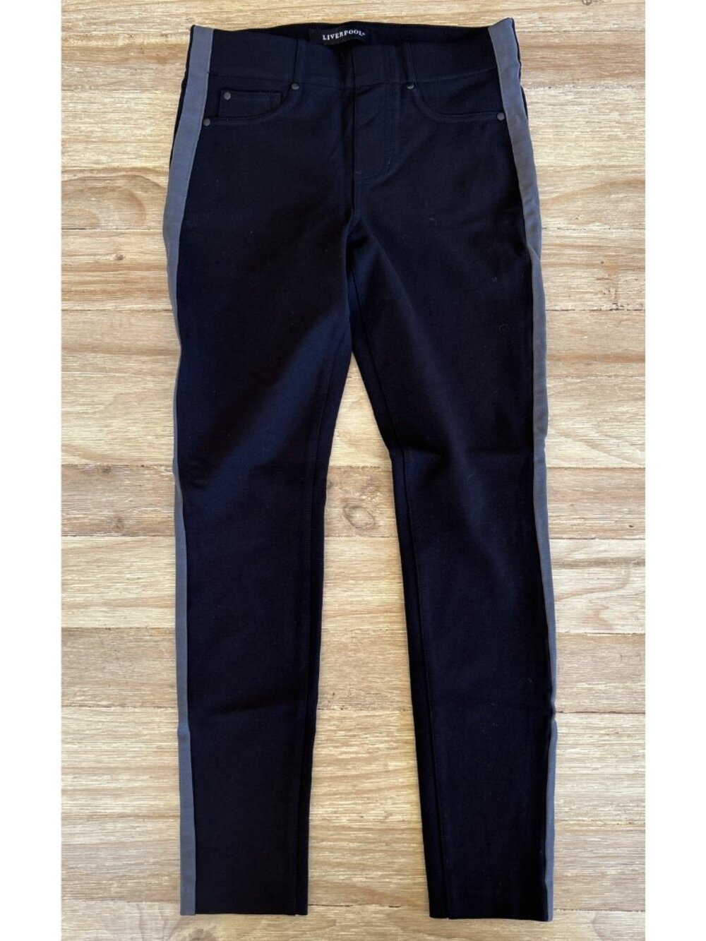 Liverpool Ponte Knit Ankle Jeggings Magnet Black Tuxedo Stripe Size 2/26 26x25.5
